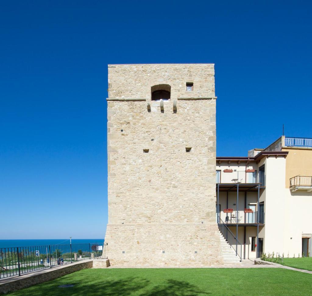Bed and Breakfast Torre della Loggia - Dimora Storica - Ortona Esterno foto