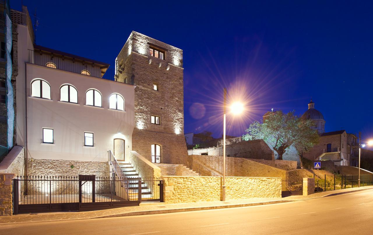 Bed and Breakfast Torre della Loggia - Dimora Storica - Ortona Esterno foto