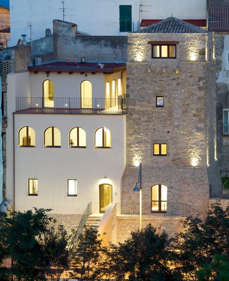 Bed and Breakfast Torre della Loggia - Dimora Storica - Ortona Esterno foto