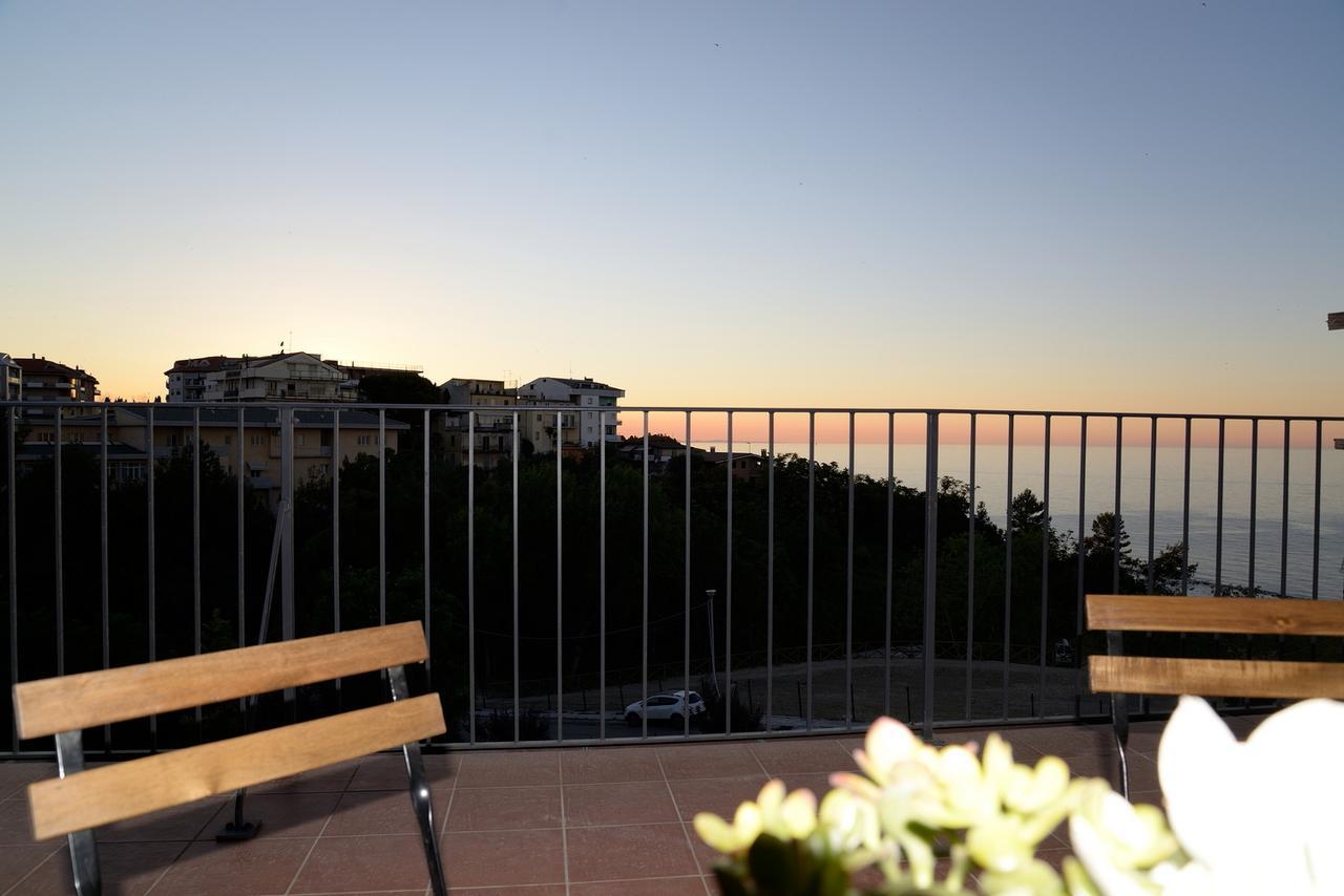 Bed and Breakfast Torre della Loggia - Dimora Storica - Ortona Esterno foto