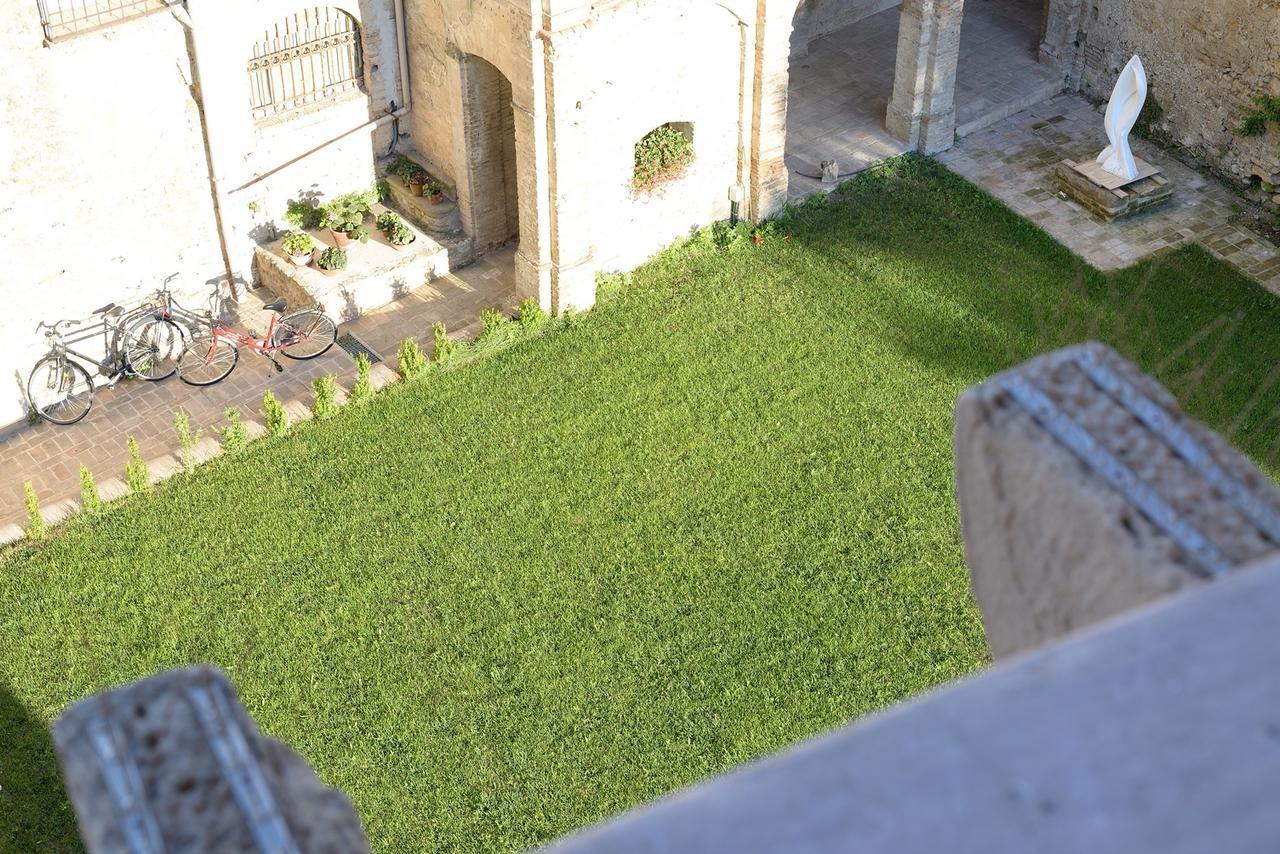 Bed and Breakfast Torre della Loggia - Dimora Storica - Ortona Esterno foto