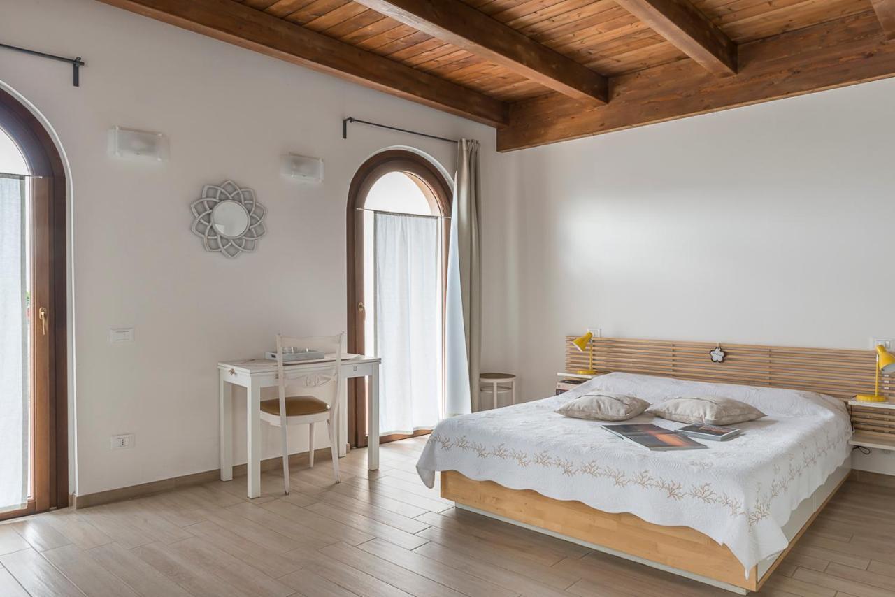 Bed and Breakfast Torre della Loggia - Dimora Storica - Ortona Esterno foto