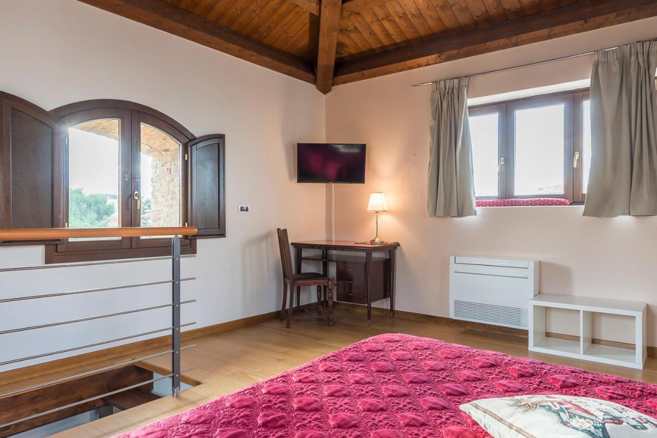 Bed and Breakfast Torre della Loggia - Dimora Storica - Ortona Esterno foto